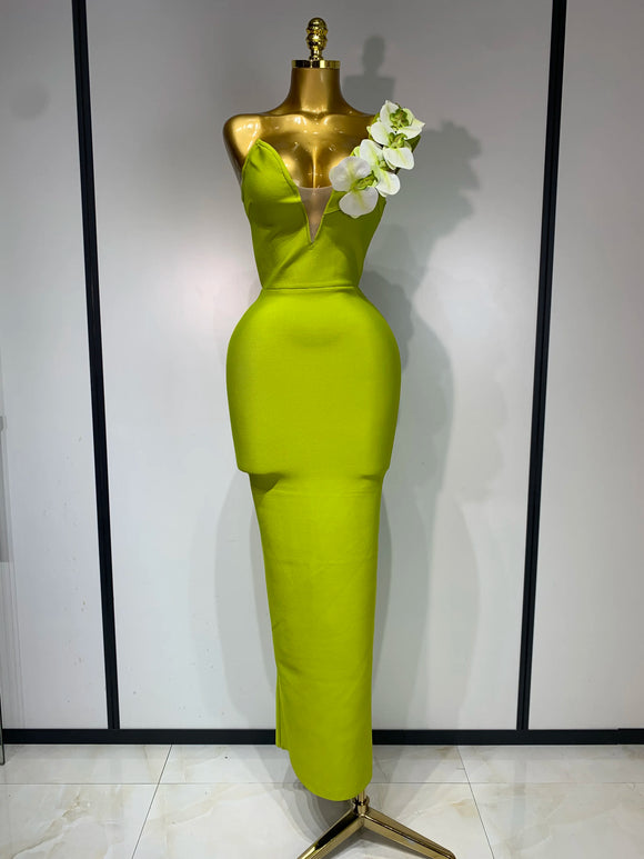 Elegant V Neck Appliques Maxi Long Dress